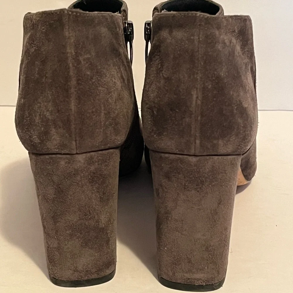 Via Spiga Silvie Block Heel Booties Anthracite Suede